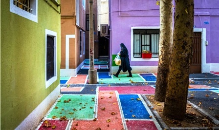 رنگی ترین کوچه تهران